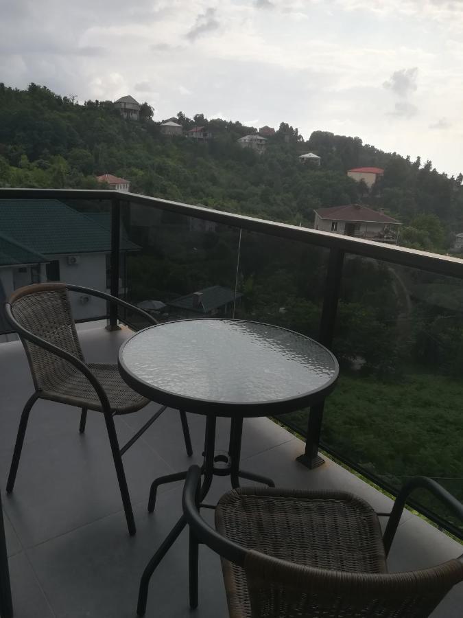 Boutique Hotel Sleep And Wine Батуми Экстерьер фото
