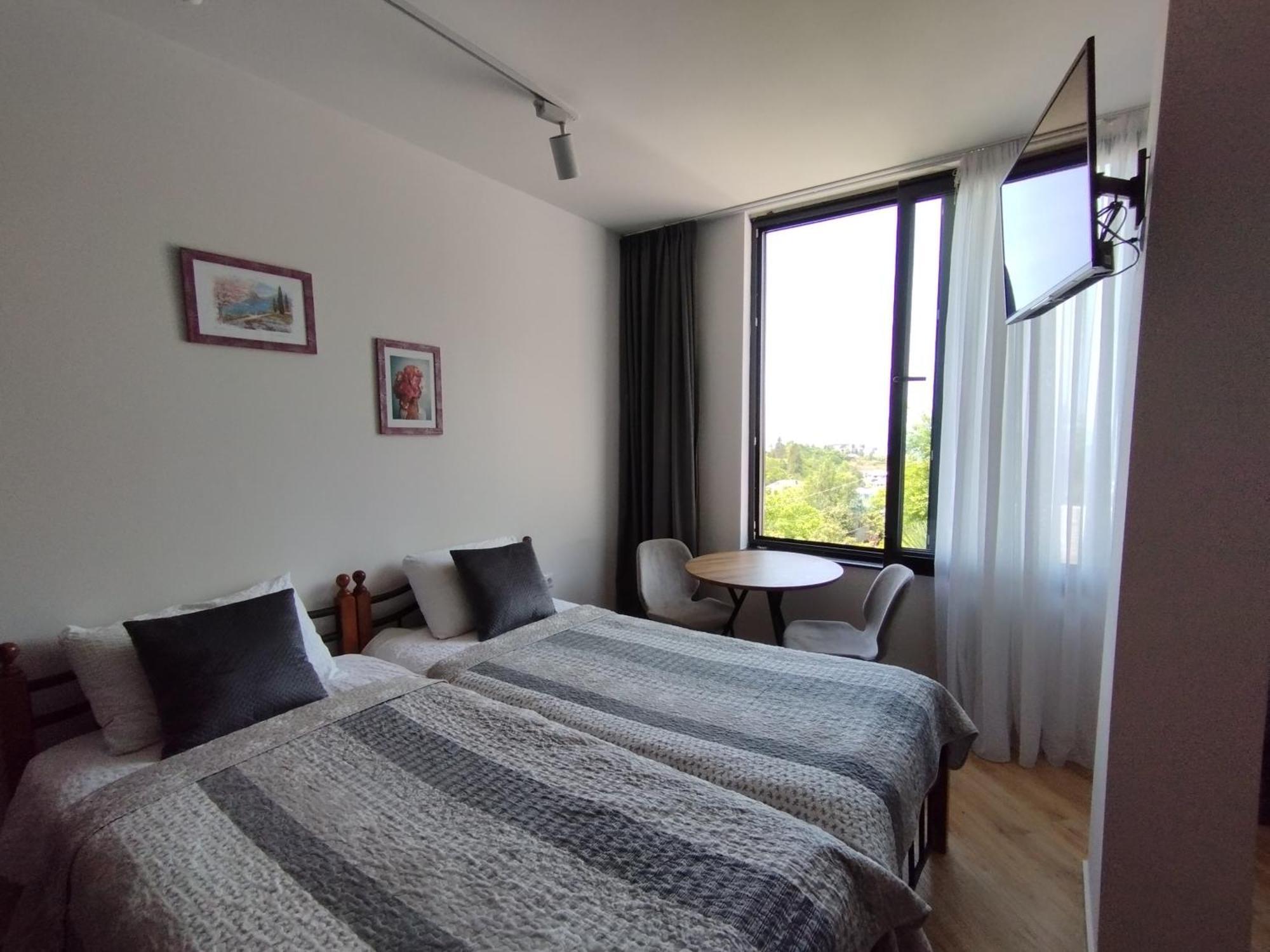 Boutique Hotel Sleep And Wine Батуми Экстерьер фото